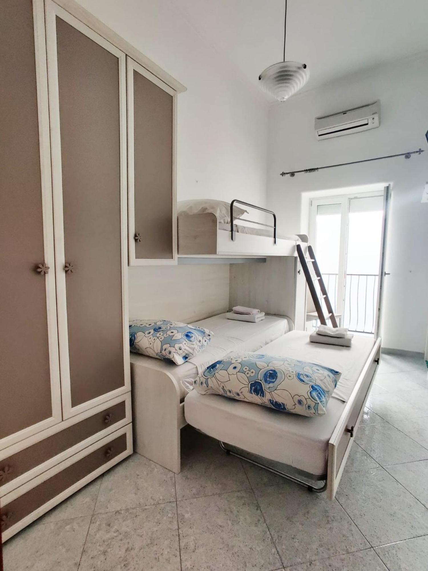 Casa Vacanze Da Serena Lacco Ameno  Extérieur photo